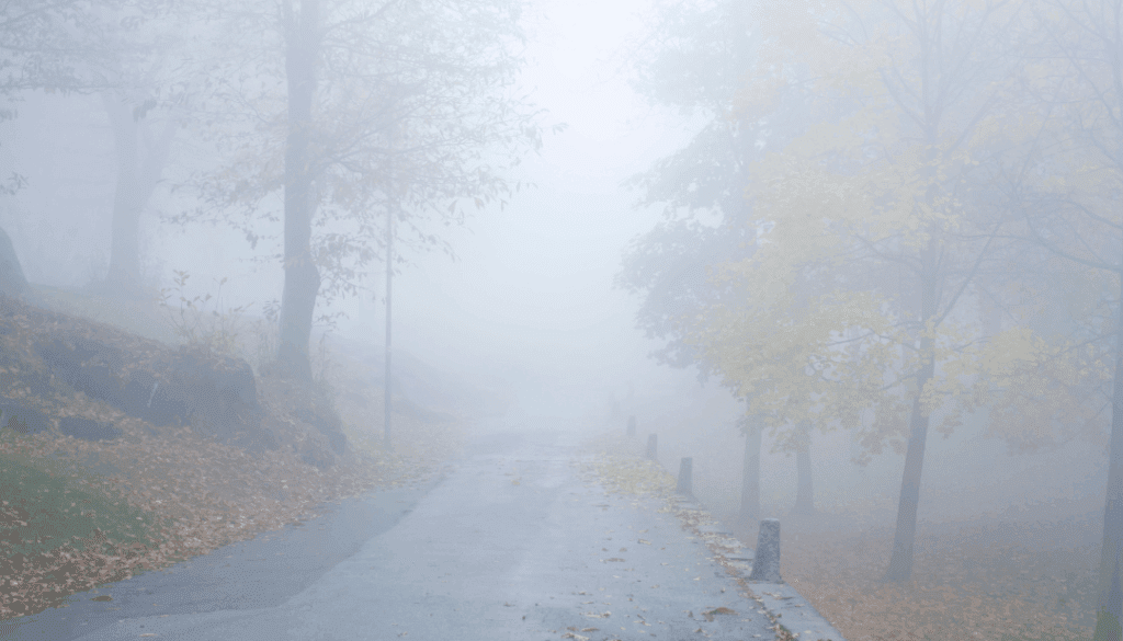 driver-using-defroster-foggy-morning-birmingham